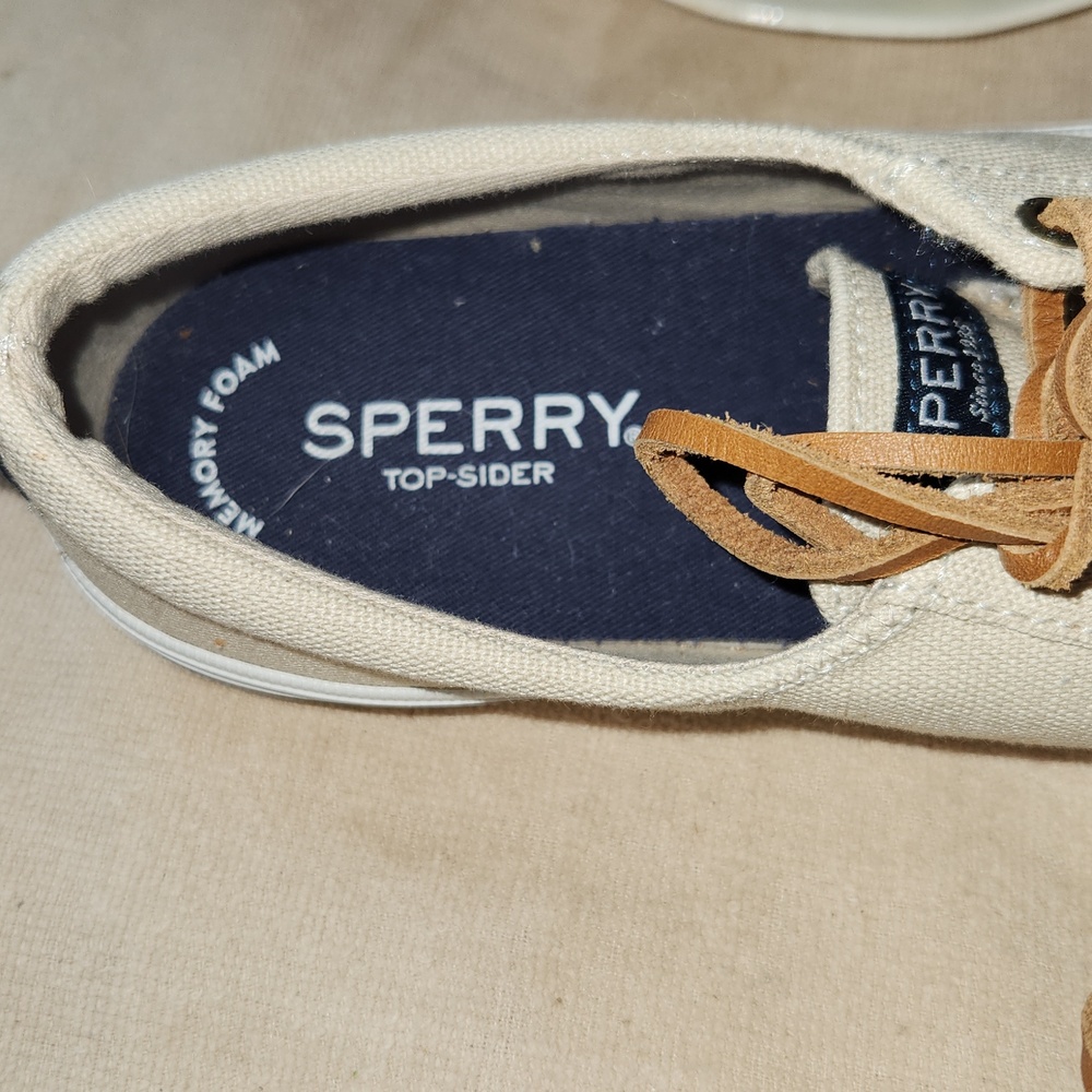 Sperry Shoes - Picture 12 of 12